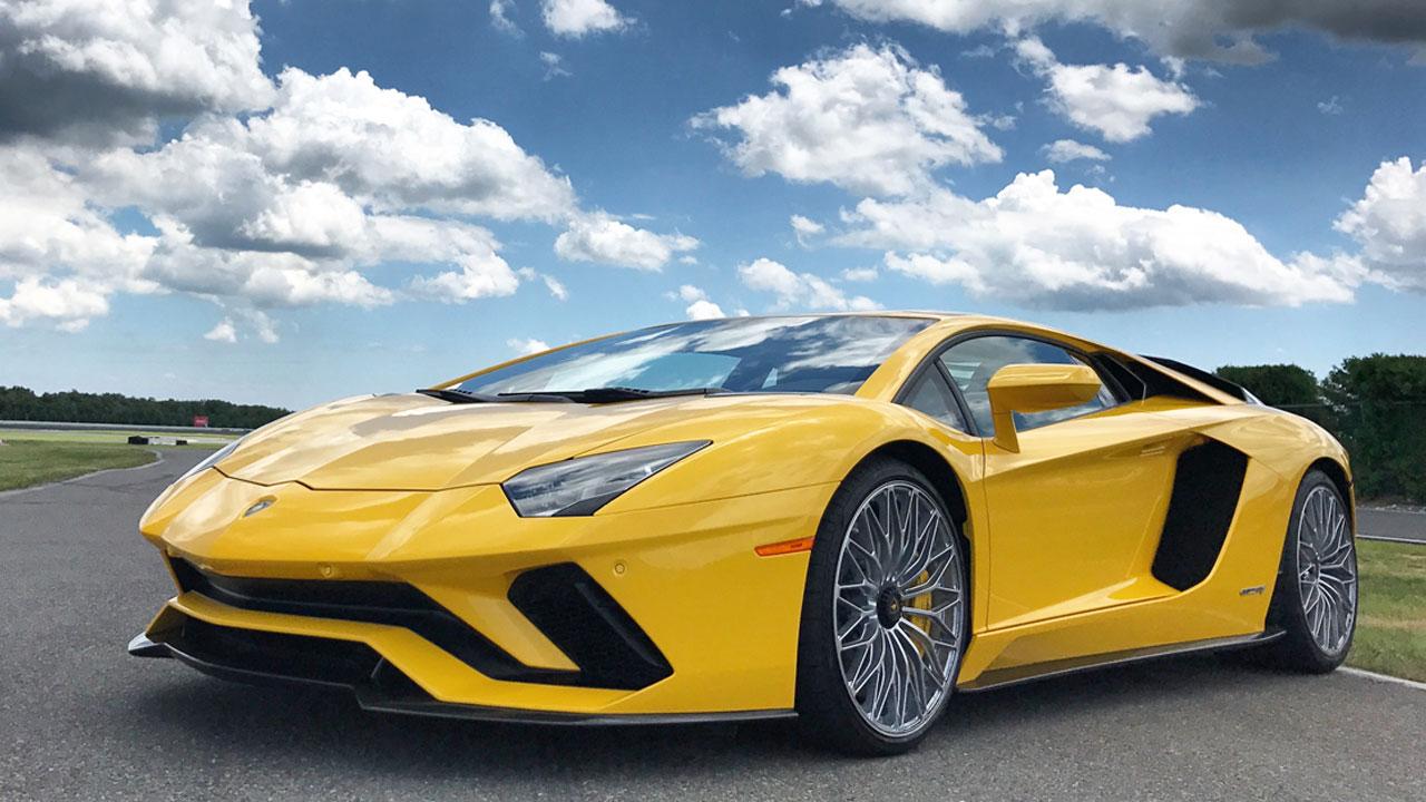 Lamborghini’s New 0,000 Supercar is Here | C+3G